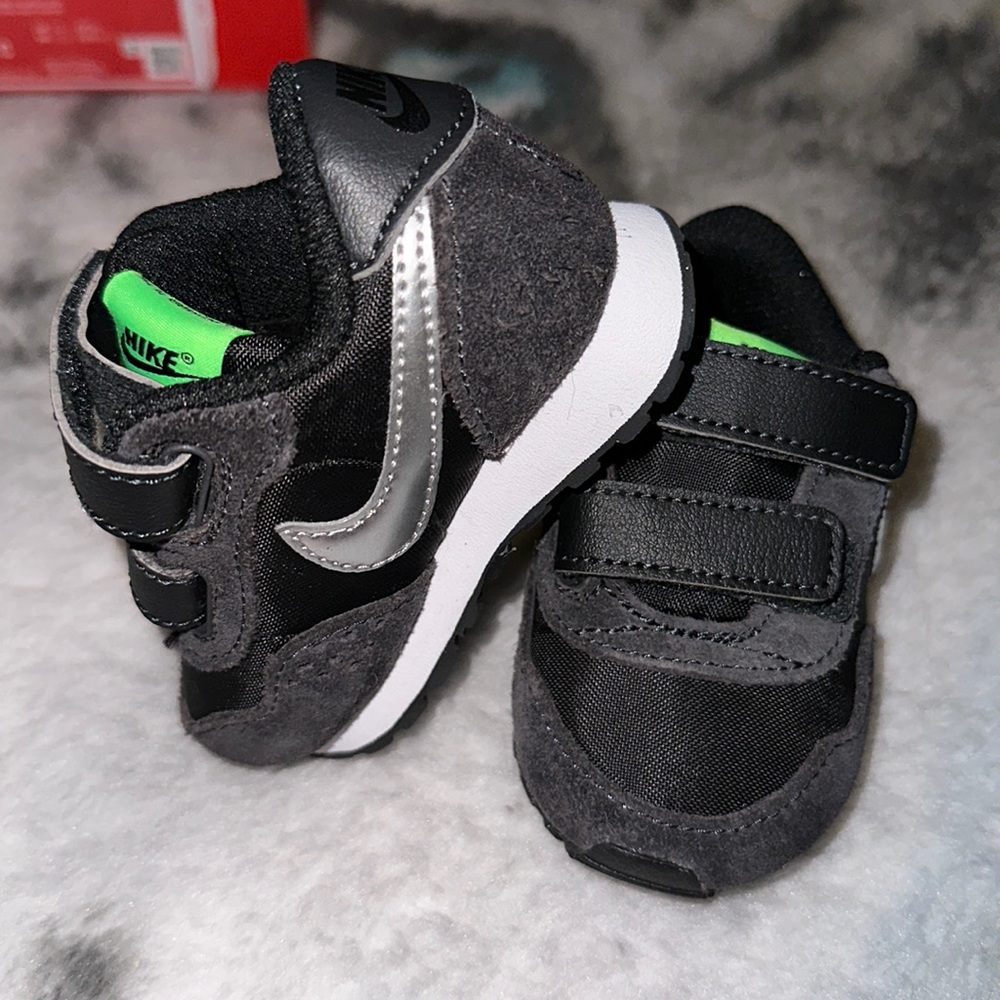 Nike Valiant